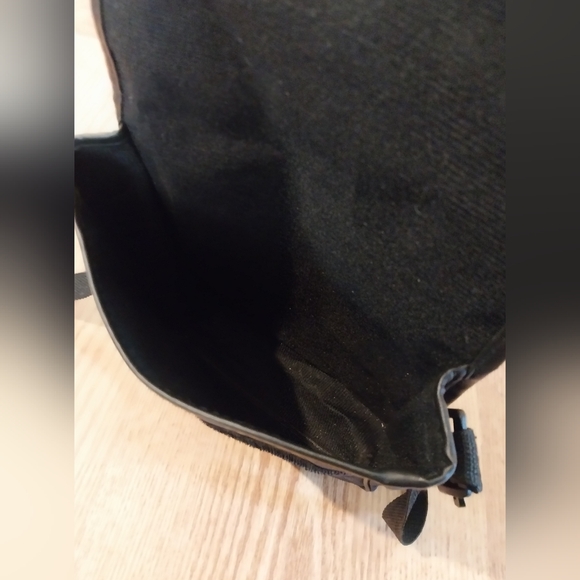 West Marine Binocular Bag - Picture 7 of 7